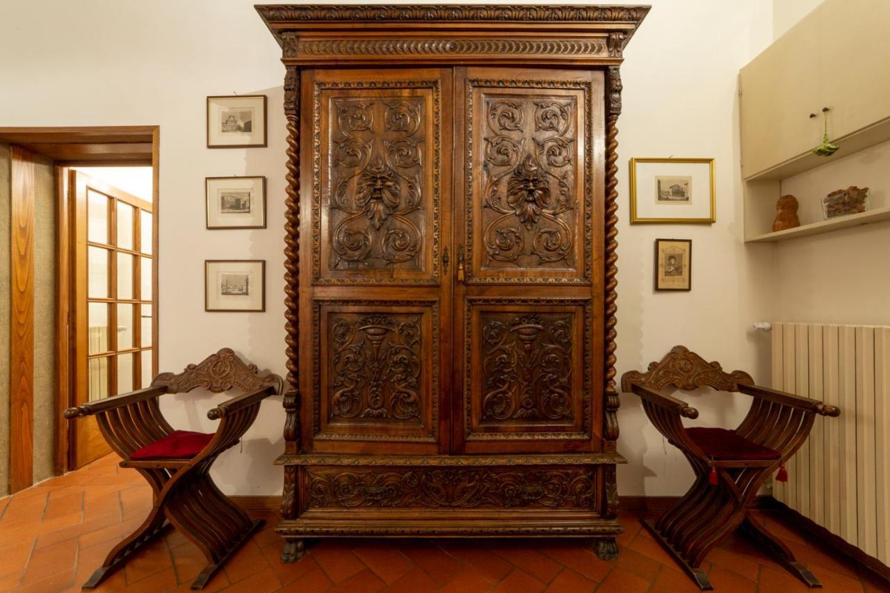 110 Sqm Apartment 6 Sleeps In Santa Croce Firenze Esterno foto