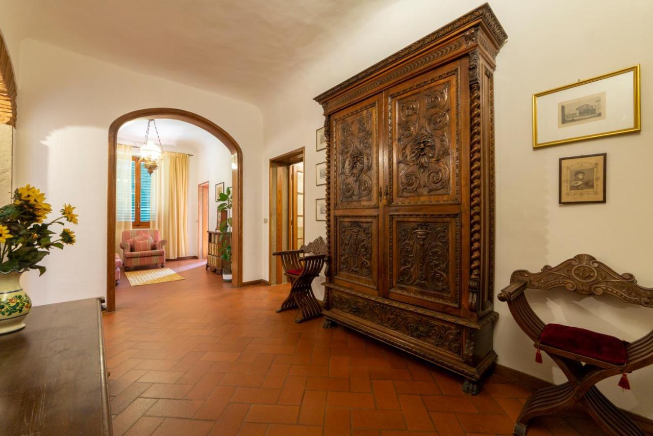 110 Sqm Apartment 6 Sleeps In Santa Croce Firenze Esterno foto