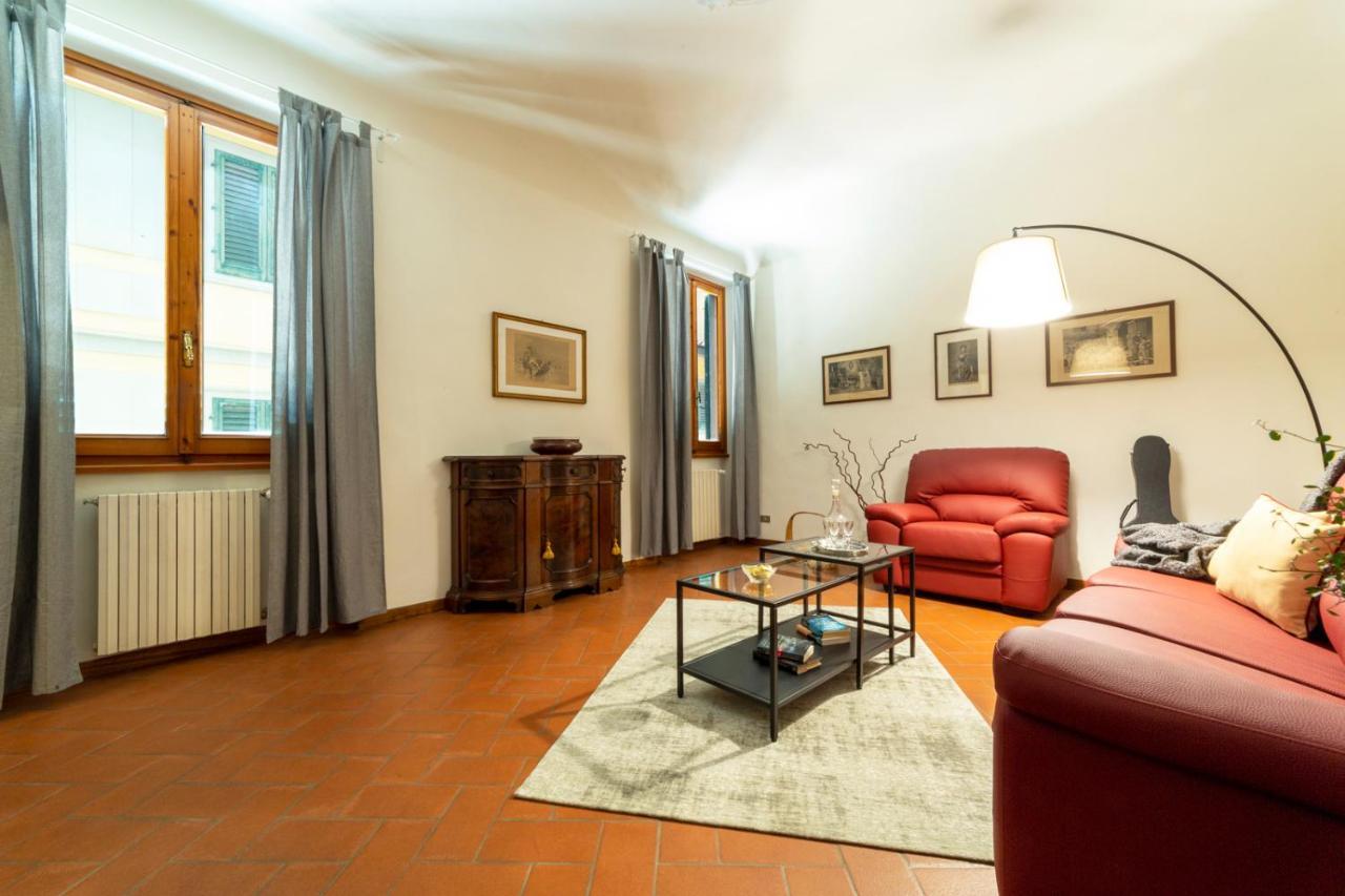 110 Sqm Apartment 6 Sleeps In Santa Croce Firenze Esterno foto