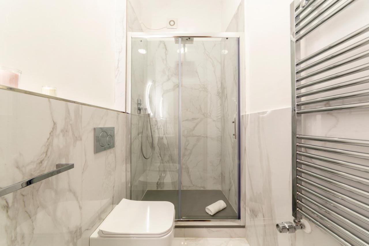 110 Sqm Apartment 6 Sleeps In Santa Croce Firenze Esterno foto
